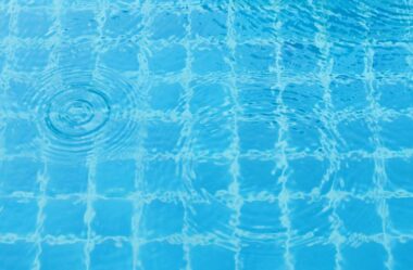 Descubra a eficiência da caldeira para aquecer piscina